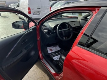 Toyota C-HR II SUV Plug-In 2.0 Hybrid Dynamic Force Plug-in  223KM 2024 Toyota C-HR 2.0 PHEV GR Sport Toyota C-HR NG 2.0 P, zdjęcie 25