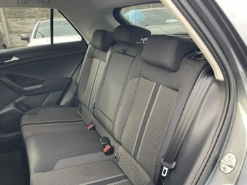 Volkswagen T-Roc I SUV 1.5 TSI ACT 150KM 2021 Volkswagen T-Roc Klimatronik Podgrzewanie, zdjęcie 10