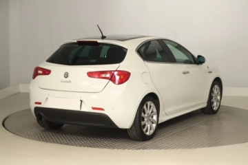 Alfa Romeo Giulietta Nuova II Hatchback 5d 1.4 TB 16v Mair 170KM 2011 Alfa Romeo Giulietta 1.4 T MultiAir, Salon Polska, zdjęcie 4