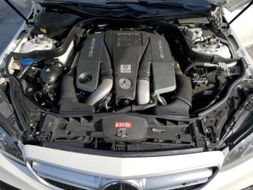 Mercedes Klasa E W212 2014 Mercedes-Benz Klasa E 63 AMG-S 2014 5.5l 5.5 Benzyna 577KM, zdjęcie 6