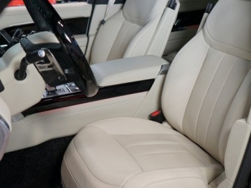 Land Rover Range Rover V SWB PHEV 3.0 460e 460KM 2026 Range Rover P460e Autobiography 3.0 (460KM) 2026, zdjęcie 4