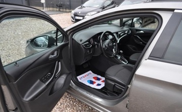 Opel Astra K Hatchback 5d 1.4 Turbo 150KM 2016 Opel Astra AUTOMAT 1.4 Turbo Benzyna Cz. Parkowania Kamera cofania 1.4, zdjęcie 11