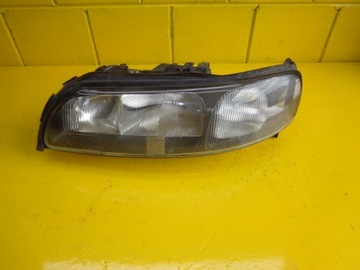VOLVO XC70 I 00-07 LAMPA LEWA