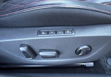 Skoda Octavia IV Kombi 2.0 TDI SCR 200KM 2021 Skoda Octavia RS 2.0TDI DSG 200KM 4x4 Matrix Kamera WEBASTO HeadUP ACC Vir, zdjęcie 12