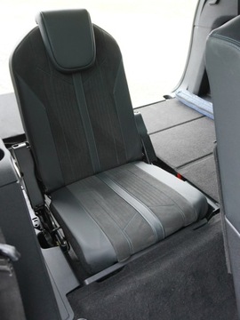 Peugeot 5008 II Crossover 1.2 PureTech 130KM 2019 Peugeot 5008 Crossway _ wersja 7 osób _, zdjęcie 15