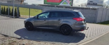 Ford Focus III Kombi Facelifting 1.0 EcoBoost 125KM 2016 Ford Focus navi , ladny , zadbany,nowy rozrzad w aso ford,bezwypadek 125KM, zdjęcie 6