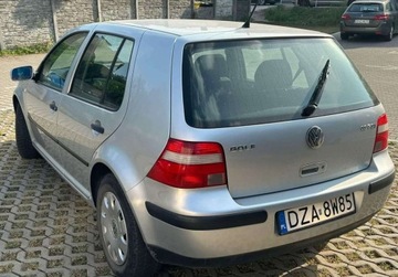 Volkswagen Golf IV Hatchback 1.6 i 16V FSI 110KM 2002 Volkswagen Golf 1.6 benzyna 2002r 1.6 Benzyna 110KM, zdjęcie 1