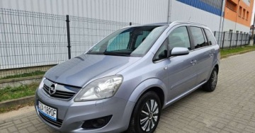 Opel Zafira B 1.8 ECOTEC 140KM 2009 Opel Zafira 1.8 140ps. Benzyna 7-0sob 1.8 Benzyna 140KM