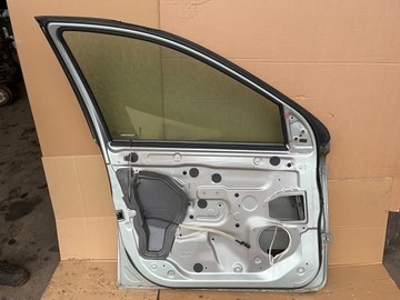 DVEŘE LEVÉ PŘEDNÍ VOLVO XC90 LEVÝ 2002-2014