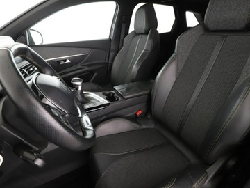 Peugeot 3008 II Crossover 1.5 BlueHDI 130KM 2018 Peugeot 3008 GT-Line panorama virtual navi PDC, zdjęcie 12