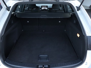 Toyota Corolla XII 2021 Toyota Corolla 2.0 Hybrid, Salon Polska, zdjęcie 12