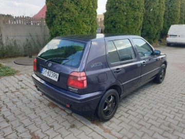 Volkswagen Golf III Hatchback 1.6 75KM 1997 Volkswagen Golf III, zdjęcie 10