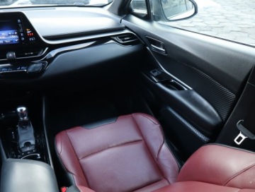 Toyota C-HR I Crossover 1.8 Hybrid 122KM 2018 Toyota C-HR 1.8 Hybrid, Salon Polska, Serwis ASO, zdjęcie 7