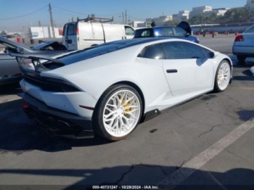 Lamborghini Huracan 2015 Lamborghini Huracan lp610-4, 2015r., 4x4, 5.2L 5.2 Benzyna 602KM, zdjęcie 2