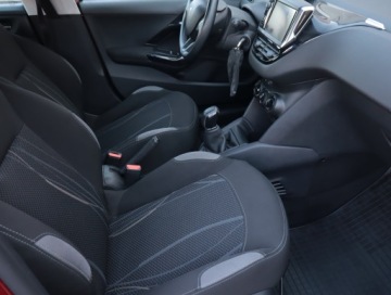 Peugeot 208 I Hatchback 3d 1.2 VTI 82KM 2012 Peugeot 208 1.2 PureTech, Salon Polska, zdjęcie 8