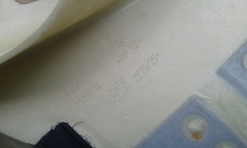 Подушка приборной панели Mercedes W211 E-Class