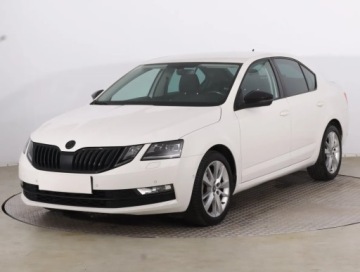 Skoda Octavia III Liftback Facelifting 1.5 TSI ACT 150KM 2019 Skoda Octavia 1.5 TSI, Salon Polska, DSG, Navi, zdjęcie 1