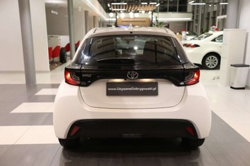 Toyota 2024 Toyota Yaris 1.5 Comfort 1.5 Benzyna 125KM, zdjęcie 4