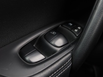 Nissan Qashqai II Crossover 1.2 DIG-T 115KM 2016 Nissan Qashqai 1.2 DIG-T, Salon Polska, zdjęcie 15