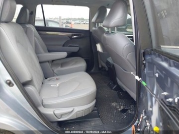 Toyota Highlander III 2021 Toyota Highlander 2021r., Platinium, od ubezpieczalni 3.5 Benzyna 295KM, zdjęcie 9