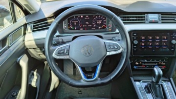 Volkswagen Passat B8 2020 Volkswagen Passat Variant GTE 218 KM Hybryda Plug-, zdjęcie 14