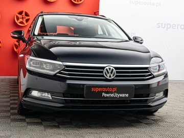 Volkswagen Passat B8 Variant 2.0 TDI BlueMotion SCR 150KM 2019 VOLKSWAGEN Passat 2.0 TDI Comfortline Combi 150KM 2019, zdjęcie 24