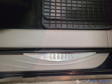 Mitsubishi Grandis 2008 Mitsubishi Grandis 2.0Di-D Serwis ASO I wlasciciel Bezwypadkowy 2.0 140KM, zdjęcie 17