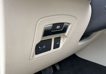 Land Rover Range Rover Velar SUV 2.0 SD4 240KM 2018 Land Rover Range Rover Velar Land Rover Range Rover Velar 2.0 Diesel 240KM, zdjęcie 34