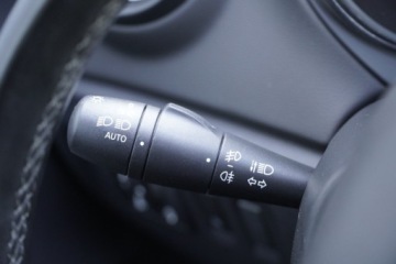 Renault Captur I Crossover Facelifting 0.9 Energy TCe 90KM 2018 Renault Captur Duza NawigacjaLed Pure VisionPol SkoraParktronicTempomatBog, zdjęcie 17