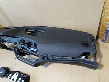 Ремни безопасности BMW G20 с подушкой безопасности