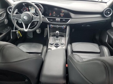 Alfa Romeo Giulia II 2017 Alfa Romeo Giulia 2017 r., 2,0L TI 2.0 Benzyna 280KM, zdjęcie 7