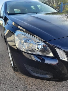 Volvo V60 I Kombi 1.6 DRIVe 115KM 2012 Volvo V60 I 1.6 D2 1,6 bezwypadkowy, niski przebieg, zdjęcie 7