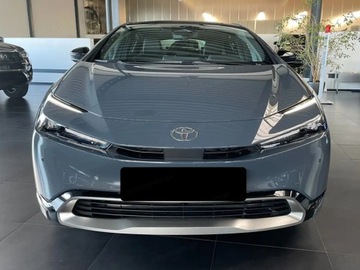 Toyota Prius V (XW60) 2.0  Hybrid Dynamic Force Plug-in 223KM 2025 Od ręki - Prestige 2.0 Hybrid Plug-in 223KM | Podgrzewane fotele!, zdjęcie 1