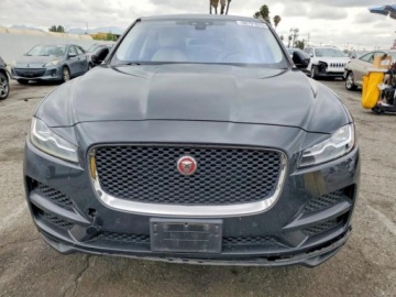 Jaguar F-Pace 2017 Jaguar F-Pace Prestige 2017 3.0 Diesel 180KM, zdjęcie 5