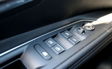 Peugeot 3008 II Crossover Facelifting  1.2 PureTech 130KM 2023 Peugeot 3008 1.2 PureTech GT SS EAT8 130KM SalonPL Gwarancja od RiA, zdjęcie 25