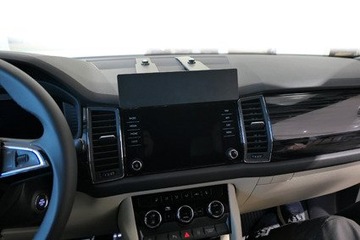 Держатель BRODIT ProClip для Skoda Karoq 2018-2022 гг.