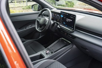 Volkswagen T-Roc I SUV Facelifting 1.5 TSI ACT 150KM 2026 Volkswagen T-Roc R-Line 1.5 eTSI 150 KM DSG, zdjęcie 28