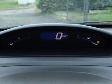 Honda Civic VIII Sedan 1.8 i-VTEC 140KM 2010 Honda Civic 1.8 i, Salon Polska, Klima, zdjęcie 11