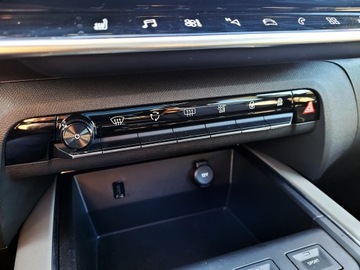 Citroen C5 Aircross SUV 2.0 BlueHDI 178KM 2019 CITROEN C5 AIRCROSS 2.0 BlueHDi 177KM tylko - 25 tys. km !!! Full, zdjęcie 32