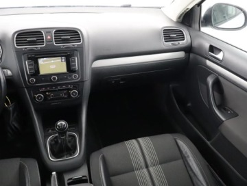 Volkswagen Golf VII Variant 1.6 TDI CR DPF BlueMotion Technology 105KM 2013 VW Golf 1.6 TDI, Navi, Klima, Klimatronic, zdjęcie 7