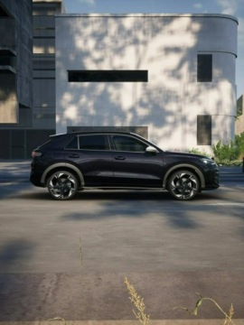 Volkswagen T-Roc I SUV Facelifting 1.5 TSI ACT 150KM 2026 Volkswagen T-Roc Wersja R-Line 1.5 eTSI 150 KM DSG, zdjęcie 4