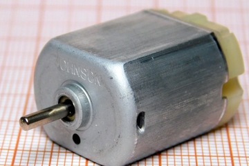 Двигатель постоянного тока 12 В, 9000 об/мин JOHNSON [P71]