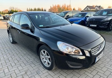 Volvo V60 I Kombi 1.6 DRIVe 115KM 2011 Volvo V60 1.6 diesel 114KM ks. serwis. Gwarancja Zamiana Zarejestrowany 1.6, zdjęcie 1