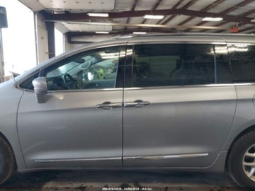 Chrysler Pacifica II 2020 Chrysler Pacifica 2020 r., 3,6L TOURING L 3.6 Benzyna 287KM, zdjęcie 14