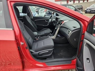 Hyundai i30 II Hatchback 5d 1.6 GDI 135KM 2015 Hyundai i30 1,6 benzyna 135KM nawigacja, zdjęcie 7