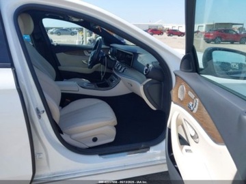 Mercedes Klasa E W213 2022 Mercedes-Benz Klasa E Mercedes-Benz E-Class 350 2.0 Benzyna 255KM, zdjęcie 6