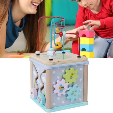 Деревянные кубики, соответствующие игрушкам