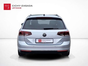 Volkswagen Passat B8 Variant Facelifting 2.0 TDI SCR 150KM 2023 Volkswagen Passat serwis ASO 2.0TDI 150KM bezwypadkowy App-Connect nawigac, zdjęcie 3