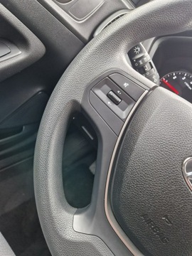 Hyundai i20 II Hatchback 5d Facelifting KAPPA 1.2 MPI 84KM 2018 Hyundai i20 Serwisowany ASO. Klimatyzacja. 5 drzw, zdjęcie 18