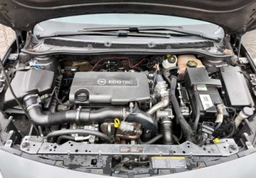 Opel Astra J Hatchback 5d 1.7 CDTI ECOTEC 110KM 2010 Opel Astra Opel Astra 1.7 CDTI Cosmo 1.7 Diesel 110KM, zdjęcie 16